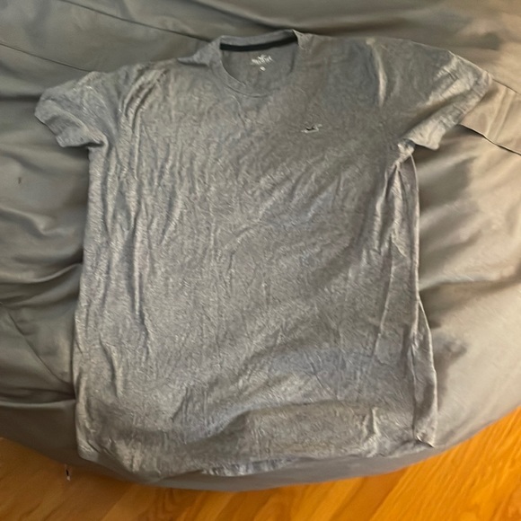 Gray undershirt - Picture 1 of 1